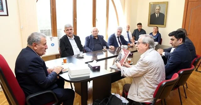 Ədəbiyyat İnstitutunda türkiyəli ziyalılarla görüş keçirilib
