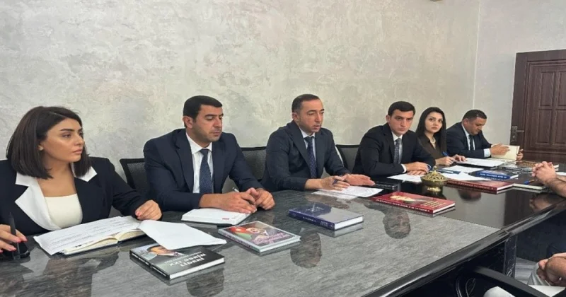 Sumqayıt Bələdiyyəsinin sədri şəhər sakinlərini qəbul edib