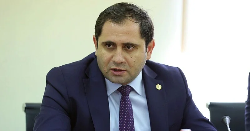 Papikyan NATO səfirləri ilə Ermənistan ordusunda islahatları müzakirə edib