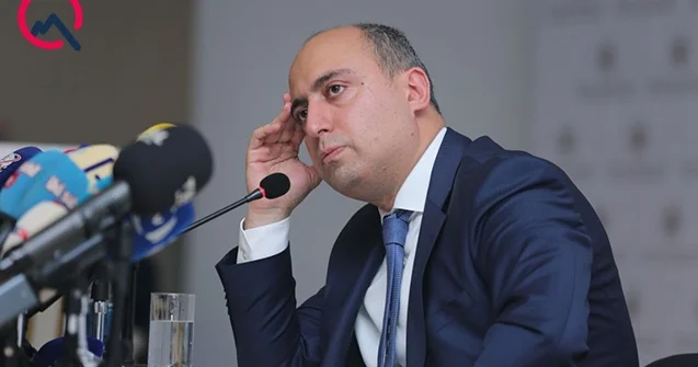 “Bu fənnin dərslikləri şagirdlərin yaşına uyğun deyil”
