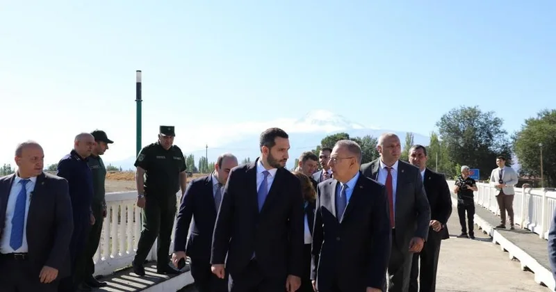 Serdar Kılıç Ermənistandadır VİDEO