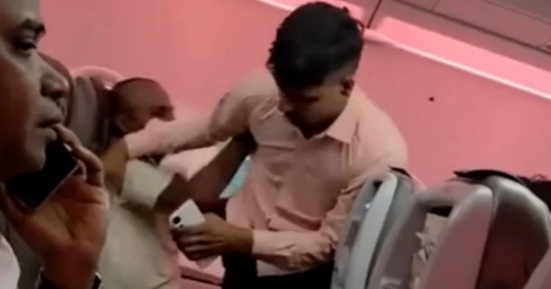 Hindistanda sərxoş sərnişinin təyyarədə qeyri adekvat hərəkətləri təhlükə yaratdı