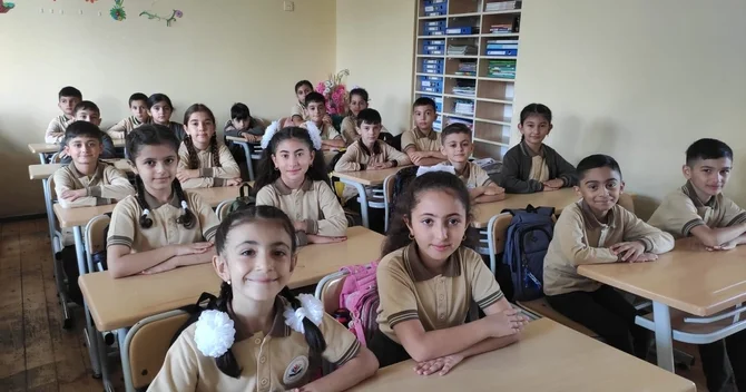 Dərslər başlayır Şagirdləri gözləyən təhlükələrlə bağlı valideynlərə XƏBƏRDARLIQ