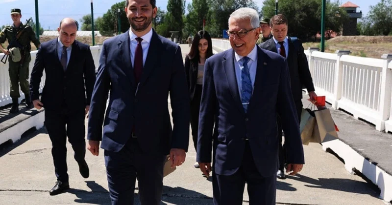 Türkiyənin adamı Ermənistanda belə qarşılandı FOTO