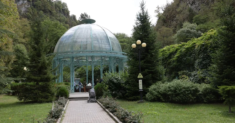 Məşhur tarixi parkın yenidən qurulmasına 13 milyon dollar AYRILDI FOTO