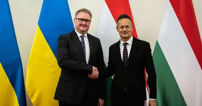Kaçka və Siyarto Zelenski ilə Orban arasında danışıqların gündəliyi ilə bağlı razılığa gəliblər