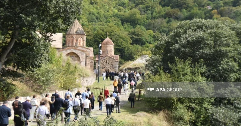 Дипломаты ознакомились с историческим наследием Худавенга