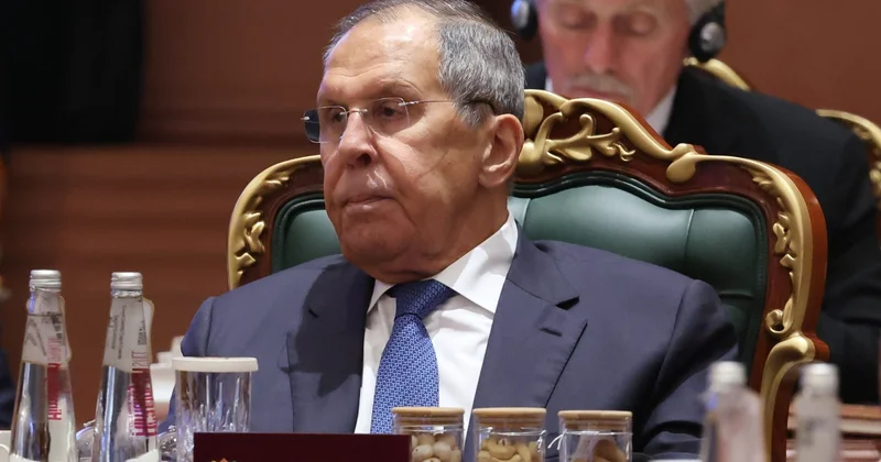 РФ не будет останавливать войну для переговоров