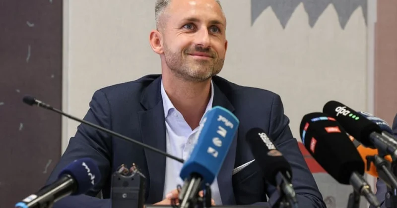 Almaniyada ifrat sağçı siyasətçinin deportasiya ilə bağlı açıqlaması kəskin reaksiyalara səbəb olub