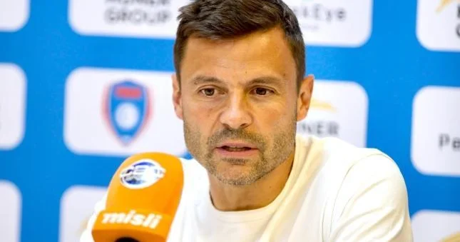 “İnkişaf edirik və daha yaxşı oynayacağıq” Filipe Kandido