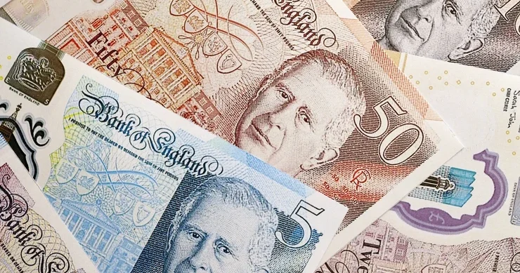 Britaniya siyasi tarixində ianə rekordu Sahibkarda partiyaya görünməmiş dəstək