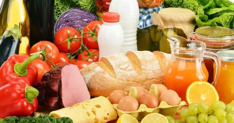 Bu qidaları axşam yeməyin! Həkimlər ən doğru vaxtı açıqladı