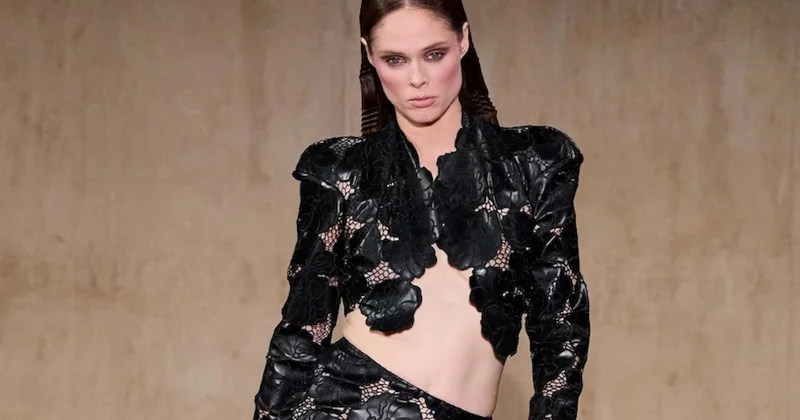 Nyu York Moda Həftəsində Kristian Sirianonun möhtəşəm görünüşləri...