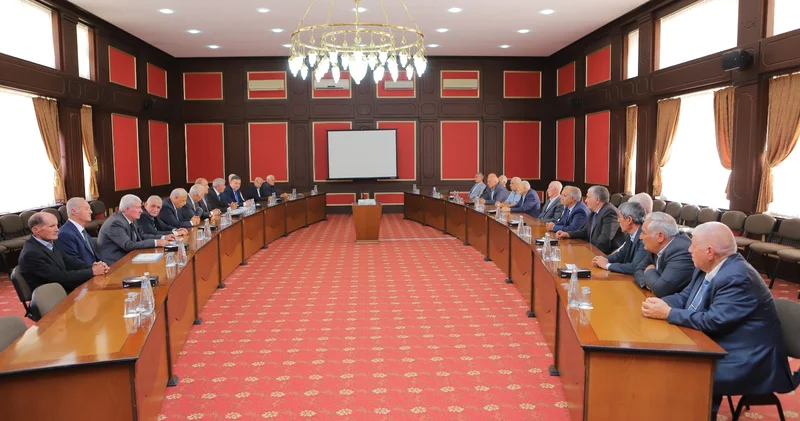 Naxçıvanda hesabat seçki konfransı keçirildi FOTO