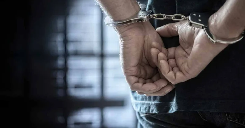 Мужчина провез в кишечнике 109 капсул с героином весом в 1.3 кг