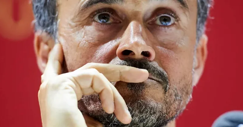 Luis Enrike PSJ nin yeni qapıçısı barədə danışdı