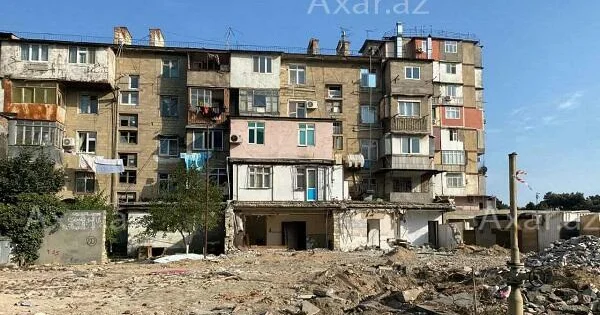 Bakının bu rayonunda evləri qurd basır Video