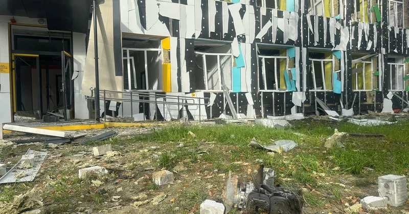 “Ukraynada enerji müharibəsi: dronlar şəhərləri işıqsız, insanları evsiz qoyur“ “Azadlıq Radiosu“