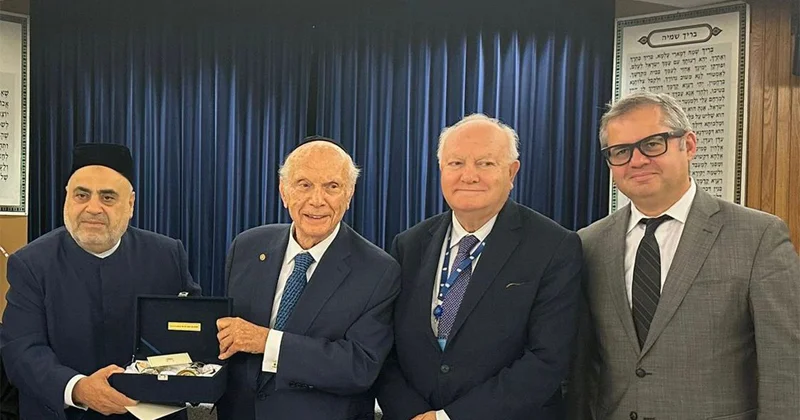 QMİ sədri ABŞ da Ravvin Artur Şnayerlə görüşdə erməni kilsəsinin fəaliyyətini tənqid edib