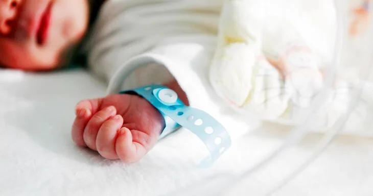 В Азербайджане несовершеннолетняя родила от мужчины старше её на 11 лет Minval Politika