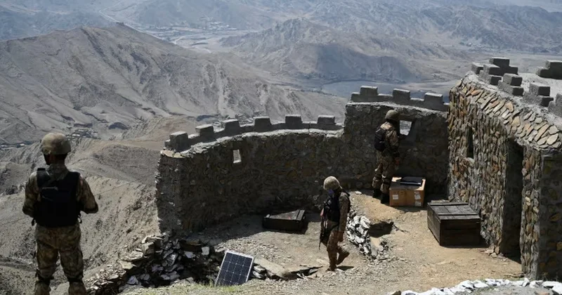 Əfqanıstanla toqquşmada Pakistanın 23 hərbçisi həlak olub, 29 nəfər yaralanıb