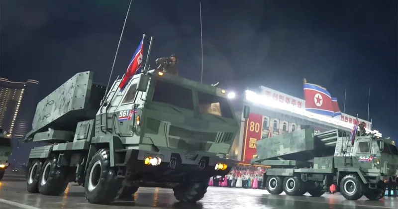 КНДР показала на параде в Пхеньяне аналог американской системы HIMARS ФОТО