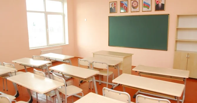 Cəlilabadda dərs bölgüsü üstündə düşən davada döyülən müəllim danışdı