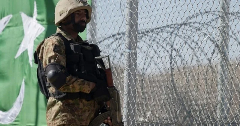 Pakistan sərhəddə bu məntəqələri ələ keçirdi KONKRET
