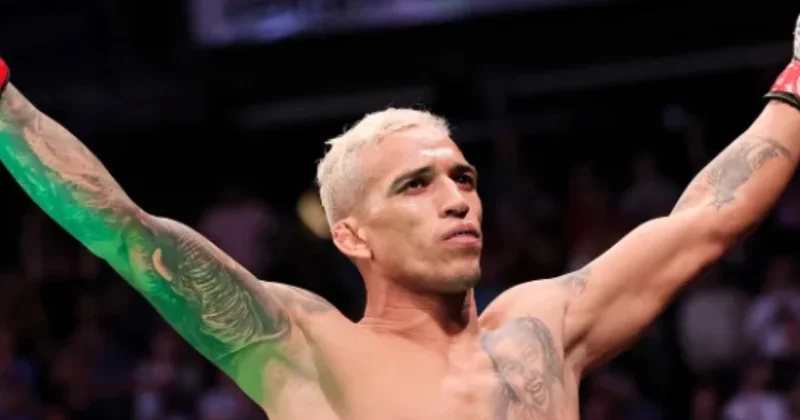 Çarlz Oliveyra UFC rekordunu yeniləyib