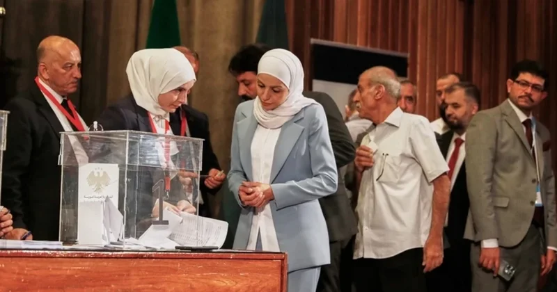 Suriyalılar üçün tarixi an 14 illik fasilədən sonra keçirilən ilk seçki