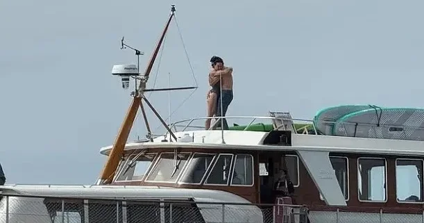 Роман года, о котором месяцами ходили слухи, наконец получил официальное подтверждение