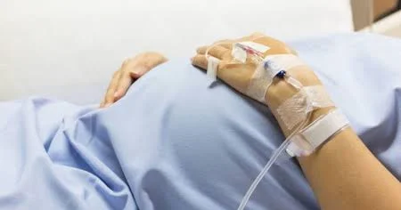 Bakıda 16 yaşı qız ana oldu: Ata isə..