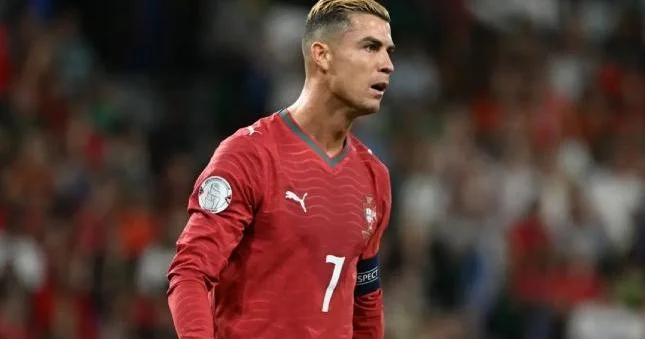 “Tarixin ən yaxşı futbolçusu mənəm, nöqtə”