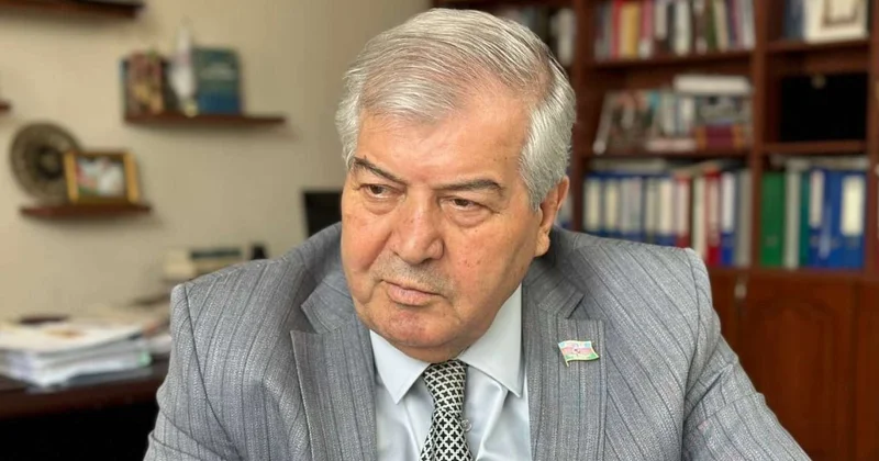Sabir Rüstəmxanlıdan hicab məsələsinə REAKSİYA: "Valideynlər gənclik şəkillərinə baxsa..."
