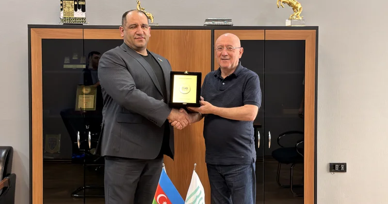 İlham Zəkiyev Beynəlxalq Görmə Məhdudiyyətli İdmançılar Federasiyasının mükafatına layiq görülüb