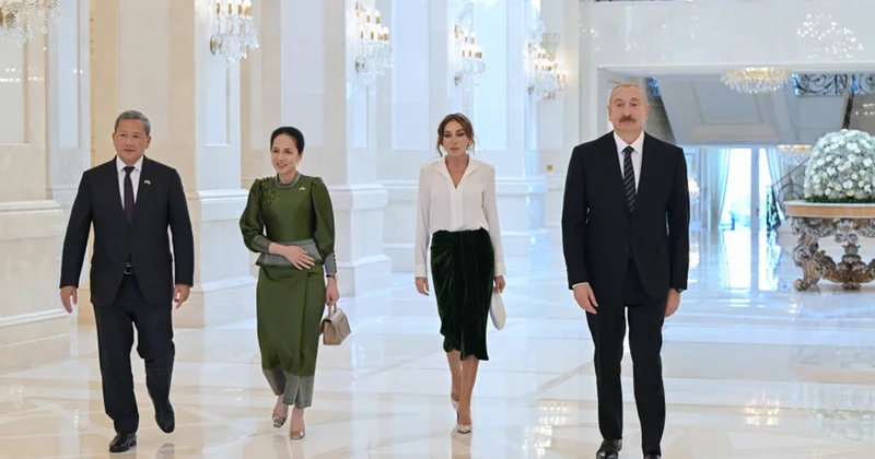 Prezidentlə xanımının adından rəsmi nahar verildi Video Fotolar
