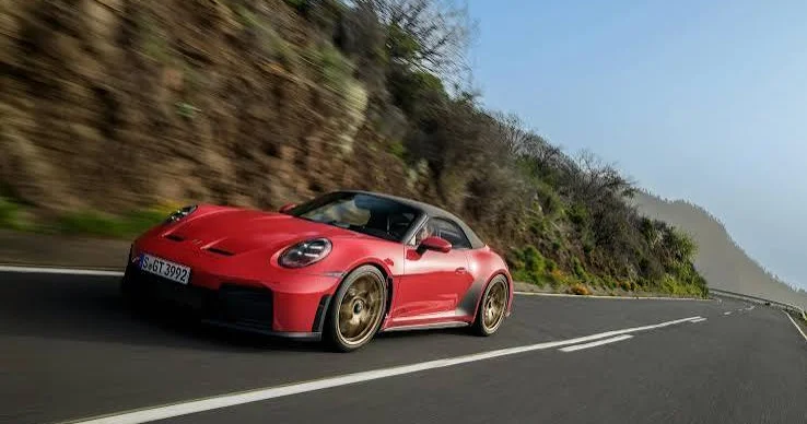 Fransada Porsche 911 GT3 ni saatda 312 km sürətlə sürən sürücü həbs edilib
