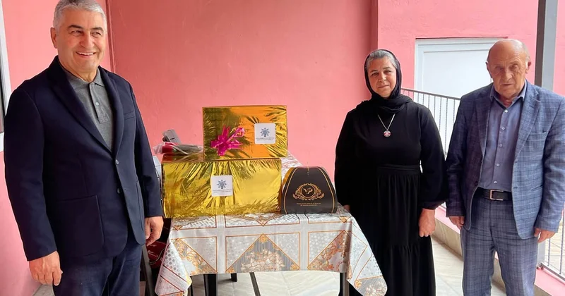Şəhid Baş Leytenant Murad İbadovun anası Gülcahan ananın 60 yaşı tamam olur FOTO