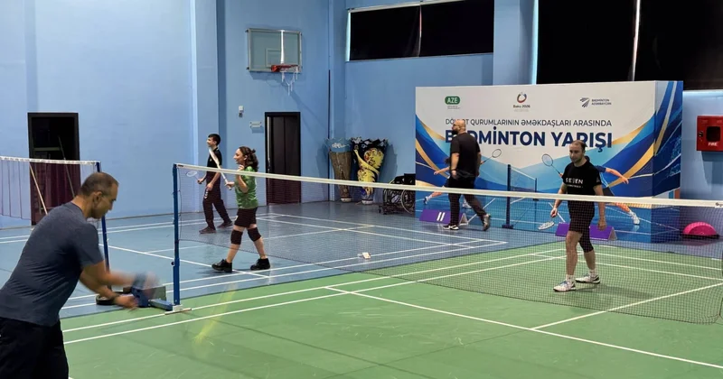 Dövlət qurumlarının əməkdaşları arasında badminton yarışı keçirilib FOTO