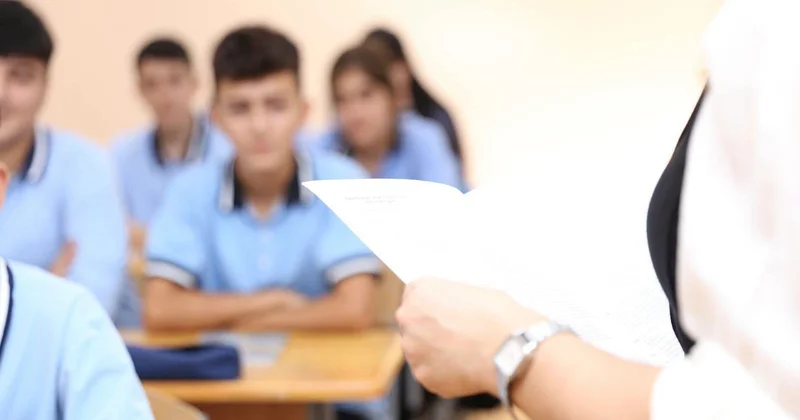 “Məktəb və universitetlər radikal çağırışların meydanına çevrilməməlidir”