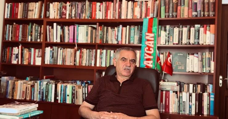Əli Bağışın “Dörd tabut” hekayəsi 13 dildə çap olundu FOTO
