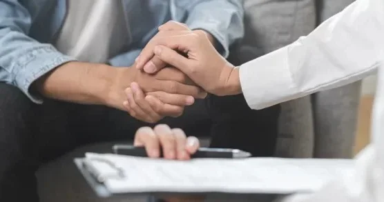 İnsan özünə zərər verən münasibətləri necə tanımalıdır? PSİXOLOQ AÇIQLADI