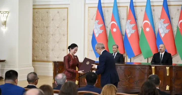 Azərbaycan və Kamboca arasında vergi və ticarət sazişləri imzalanıb ikiqat vergitutmanı aradan qaldırır