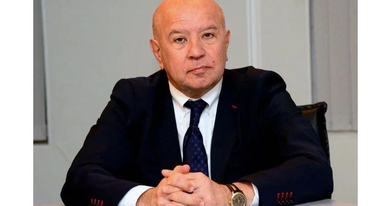 Məktəblərdə vahid geyim qaydaları: dünyəvi təhsil, dövlətçilik və milli maraqlar