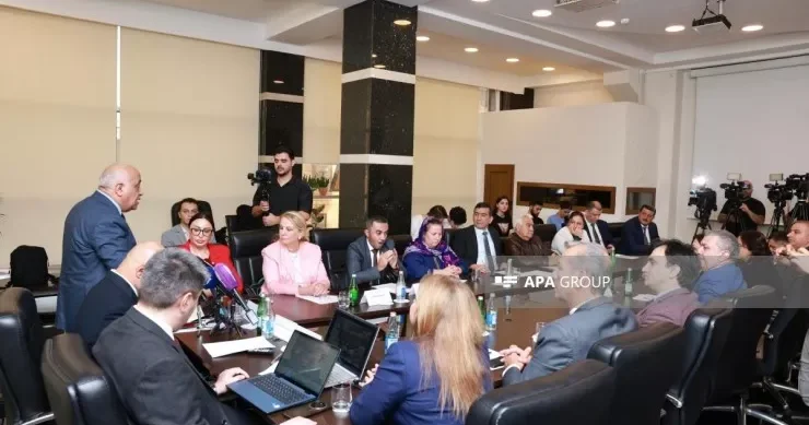 Dünyəvi təhsil sisteminə qarşı radikal təzyiqlər inkişaf perspektivlərini də hədəf alır