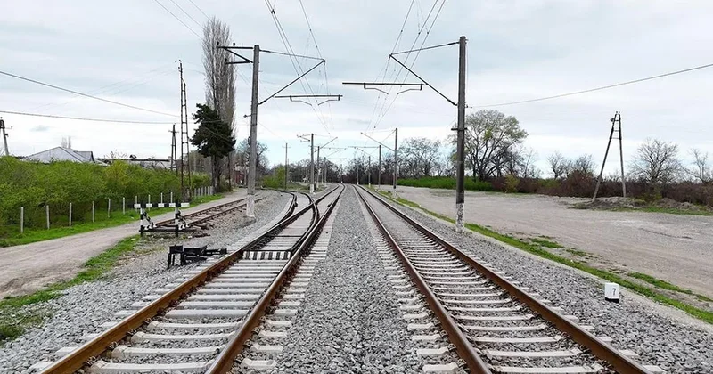 Biləcəri Yalama dəmir yolunu elektrikləşdirmək 450 milyon dollara başa gələcək