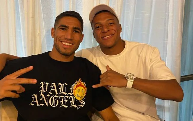 Mbappe Hakimi ilə istirahət etdi