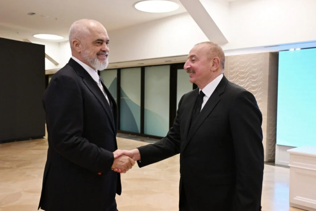 İlham Əliyev Albaniyanın Baş naziri ilə görüşüb FOTOLAR