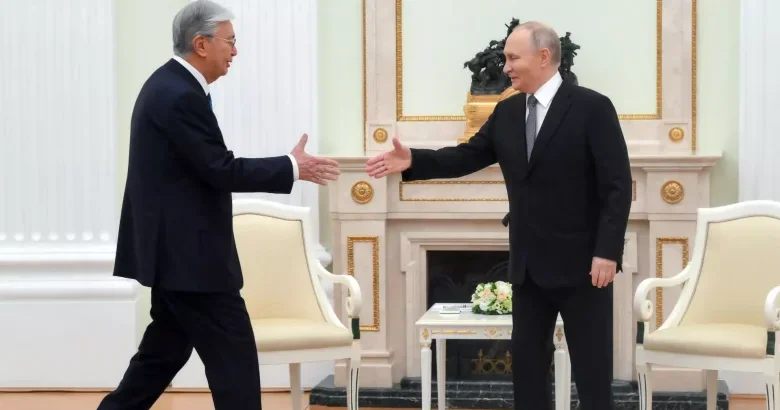 Kremldə Putin Tokayev görüşü başlayır