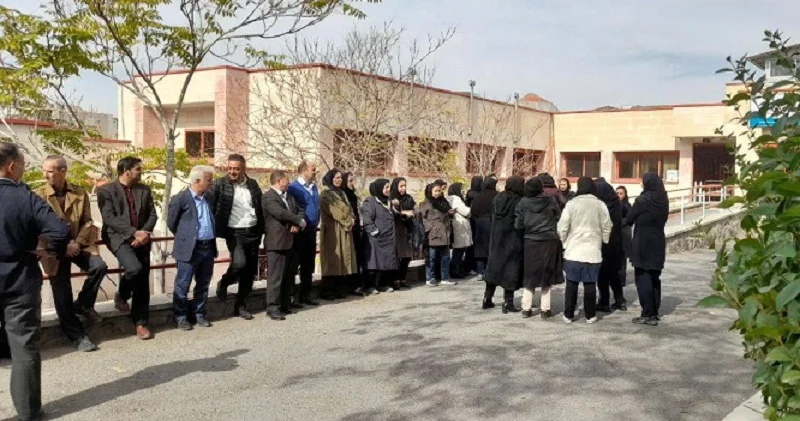 Azərbaycanın üç şəhərində işçilər etiraz aksiyası keçirdilər